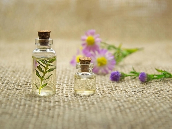 Understanding the Healing Properties of Essential Oils