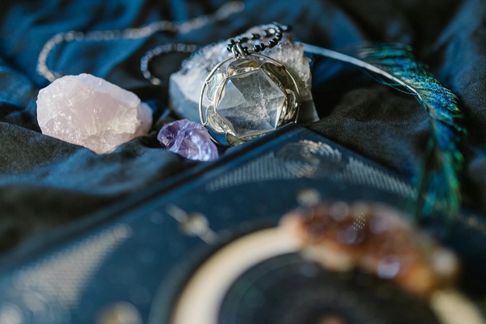 Why Is Spiritual Jewelry Becoming Popular?